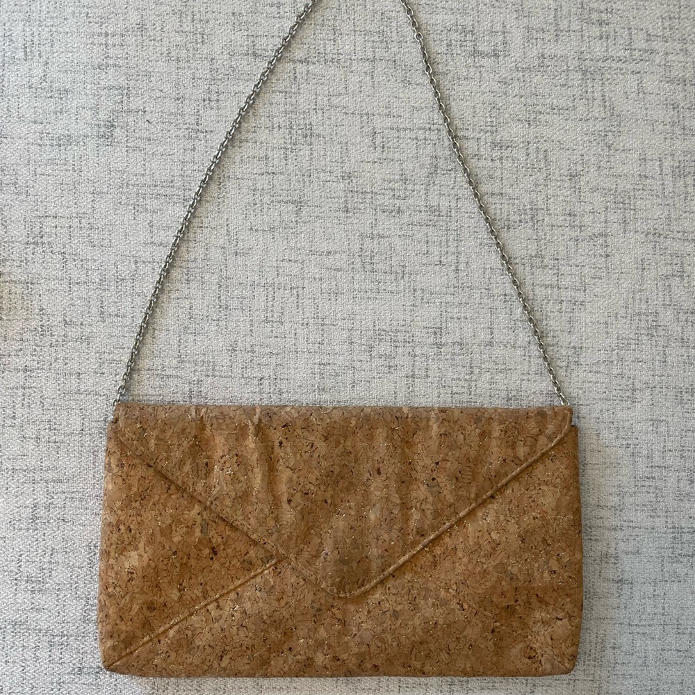 Cork clutch with silver chain